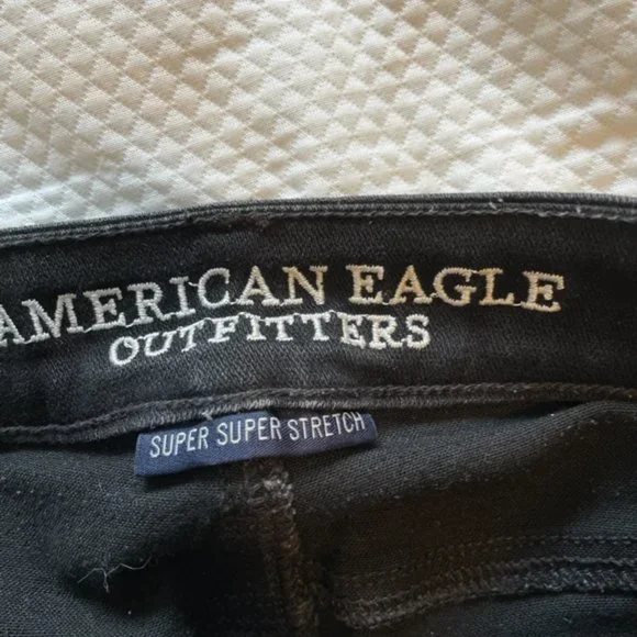 American Eagle Hi Rise Distressed Jeggings - Picture 4 of 5